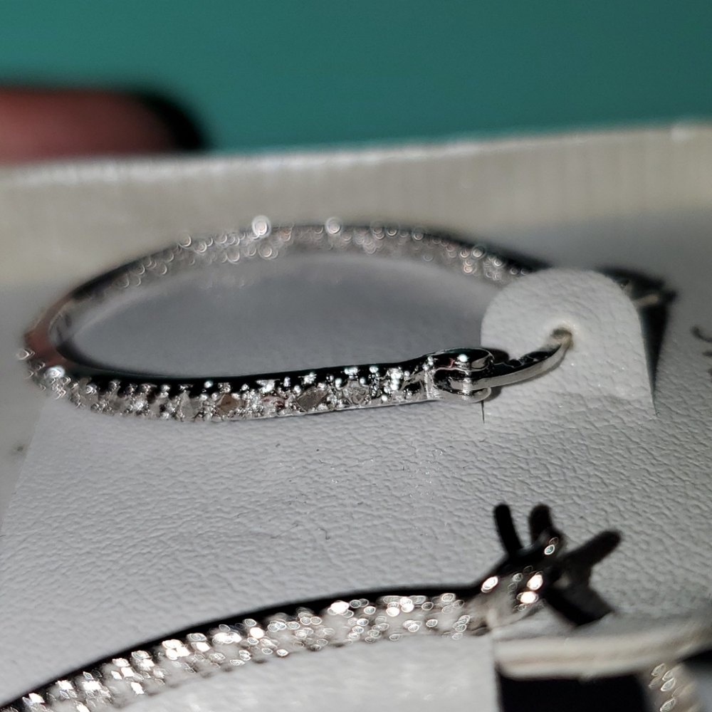 Victoria Townsend Earrings NWT - Picture 4 of 7